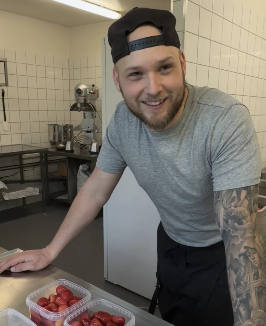 Frederik Matias Rahbek i kÃ¸kkenet